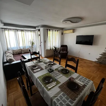 Apartament Family&friends Lazur Burgas City